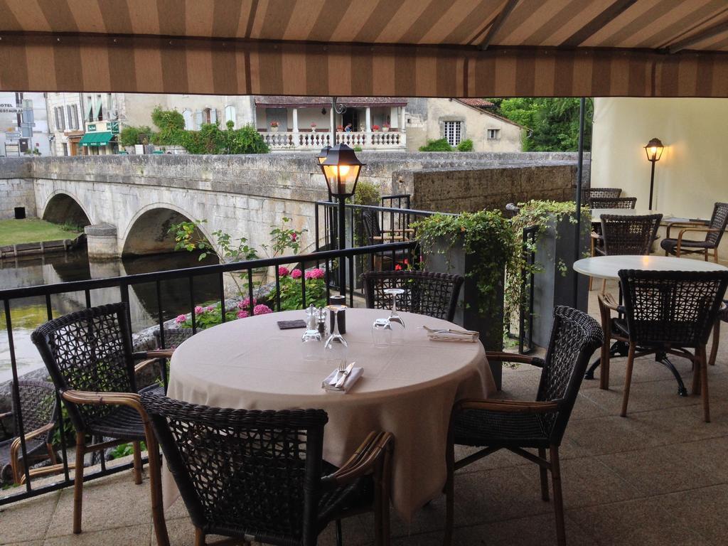 Brantôme Hotel Restaurant Charbonnel מראה חיצוני תמונה